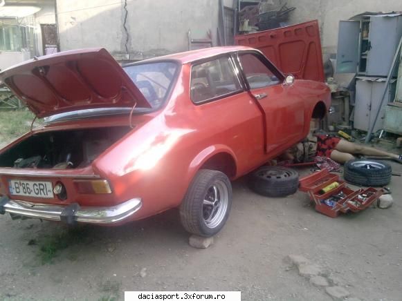 Dacia Sport 1985 - lordule....ar trebuiiii sa facem intalnirea DACIA - Dacia Sport clasica