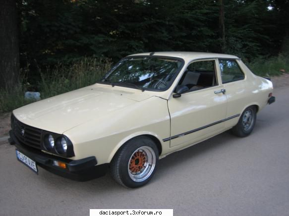salut! va prezint dacia mea sport care se afla 