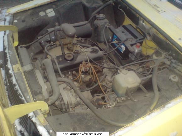 inca o poza: dacia sport galbena 1985