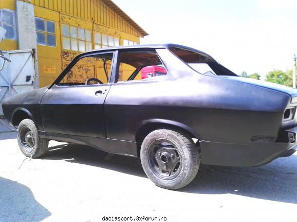 Dacia Sport pictata varianta II - Salut, domnilor!.... (daca sant si doamne sau/si - Dacia Sport tuning