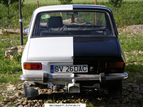 Dacia in alb si negru - ciutura - Dacia model clasic
