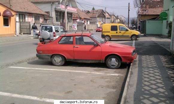 o dacie sport vazuta in sibiu care saraca e pe cale de duca dupa cata rugina are, pacat de ea. dacii