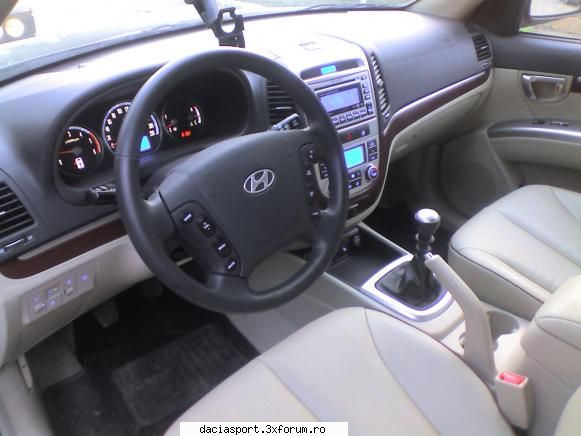 Hyundai . Santa Fe . - Iar oentru un pic de off road exista si aceasta - Prezentare alte marci