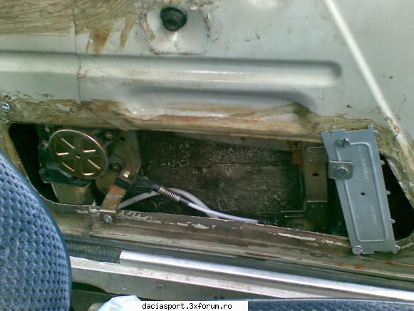 Migu...25 binenteles pt cunoscatori!!! - Geamuri electrice.......cred ca is piesele care - Dacia Sport tuning