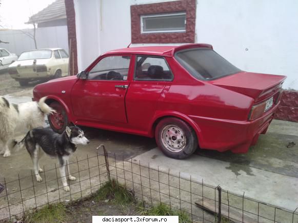 O alta Dacia Sport - ba cu modificari . Se vede ca-s taiate . Cel mai - Dacia Sport tuning
