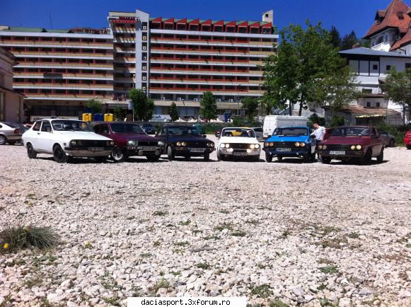 restul maine,sa le scot dp aparatul foto poze sinaia 11mai2013