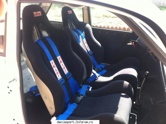 Sportiva mea! - Astea sunt super comode spre deosebire de - Dacia Sport clasica