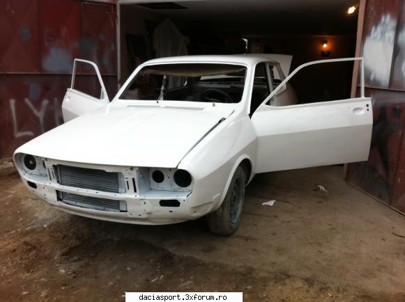 Sportiva mea! - Noutati,in sfarsit am vopsit-o si eu pe zambi :D - Dacia Sport clasica