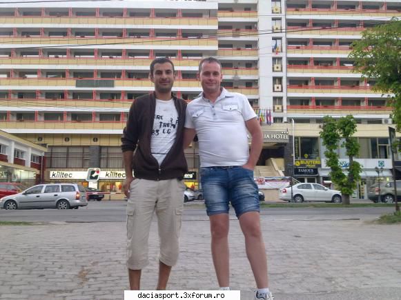 Sportiva mea din 87 - La Sinaia cu bunul meu amic Dan vs. danlyk - Dacia Sport clasica