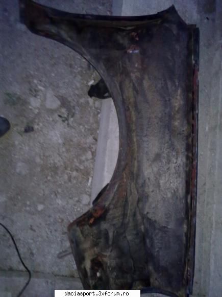 aripa stg-fata , perfecta stare ;) sportiva mea din '90