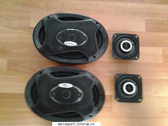 Vand 4 boxe - Acum vand si boxele de pe masina... Se aud bine - Piese si accesorii