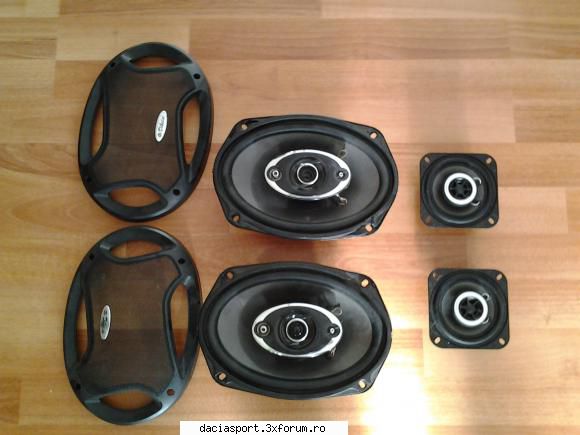 Vand 4 boxe - Claudius - Piese si accesorii