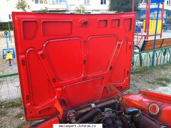 Vand Piese Dacia Sport - Capota. Partea interioara. O sa fac si la scaune - Piese si accesorii