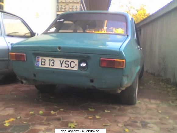 babuta mea 1973 - cateva poze... cu babuta mea ;) :) - Dacia model clasic