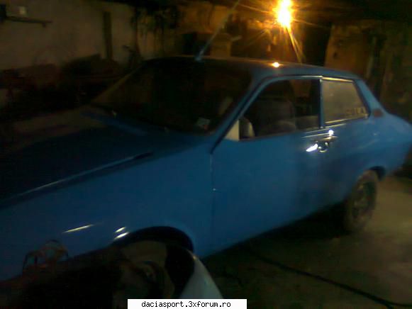 oki are e cursa pe unele locuri vopseaua.. dacia 89