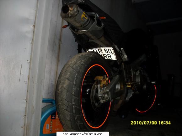 cu viteza 2 pana la 170 km/h honda cbr 600 rr