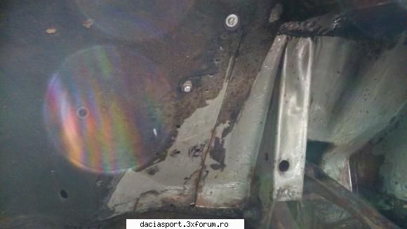 reconditionare Sport - putina rugina la imbinarile tablelor - Dacia Sport clasica